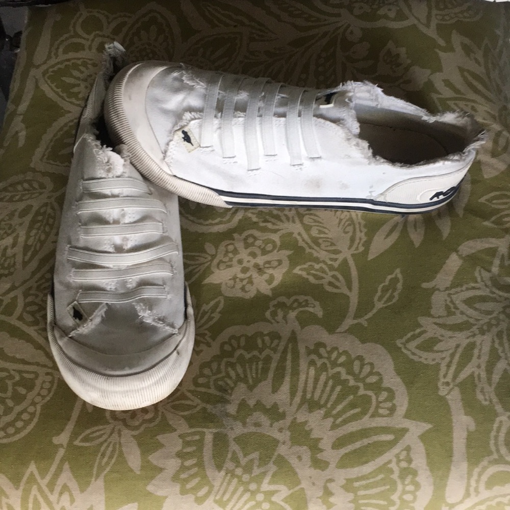 Rocket Dog White Slip Ons Size 8.5 Men’s